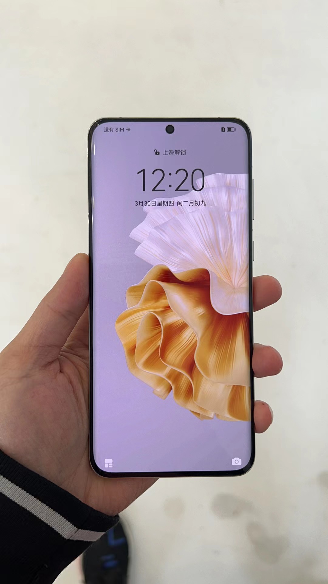 刚买的小米13有必要换华为吗,小米13有没有类似华为的双系统