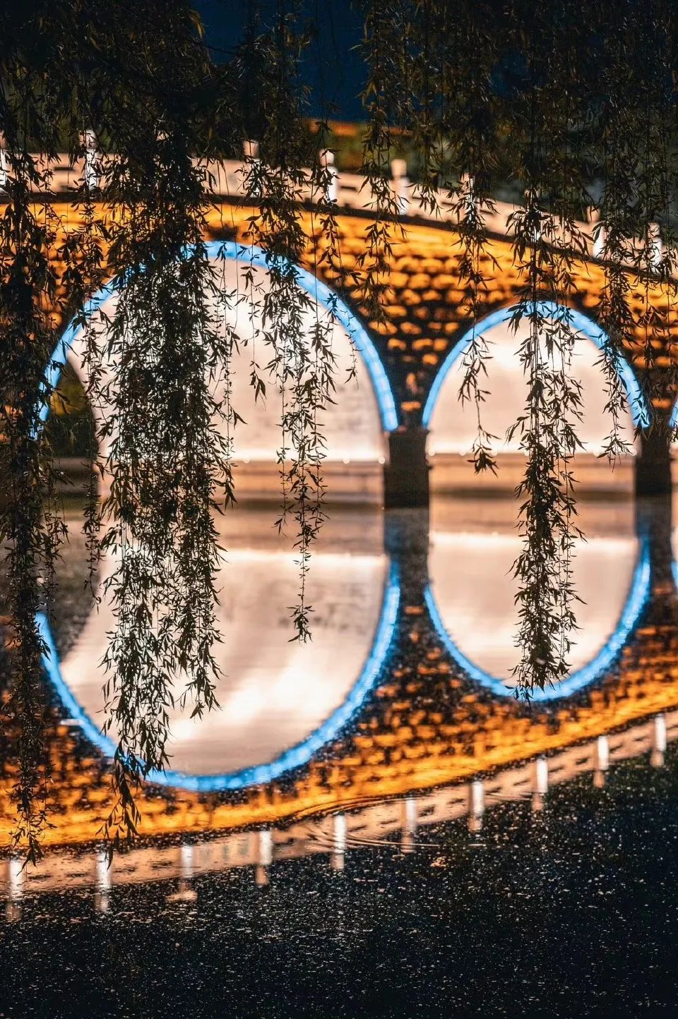 好看又好逛，不愧是济南的夜！来感受济南夜晚的美好吧~