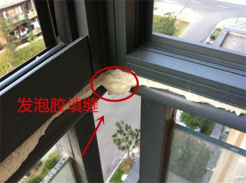 明明窗户关着为什么还有虫飞进家,如何解决窗漏风问题