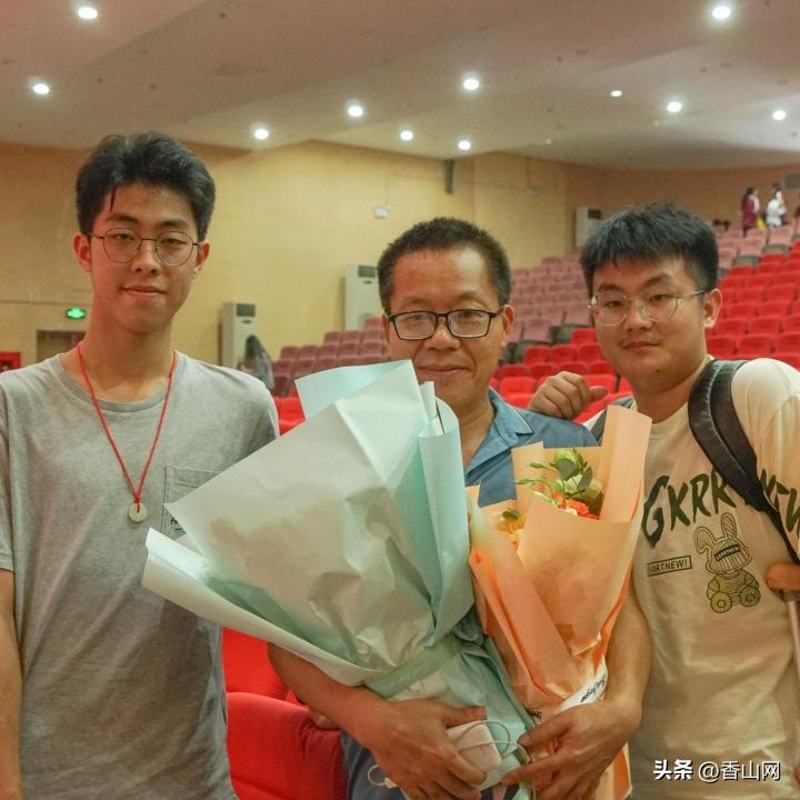 北师大珠海附中,三年青春在校园里