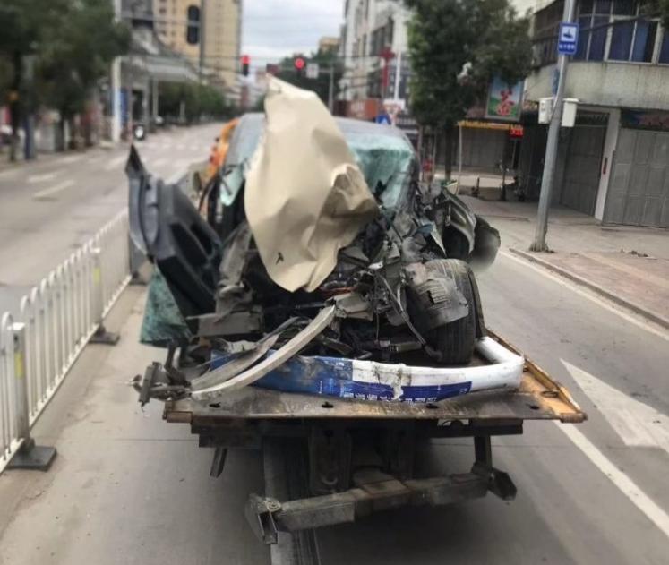 潮州特斯拉事故警方鉴定报告,潮州特斯拉事故鉴定报告完整版