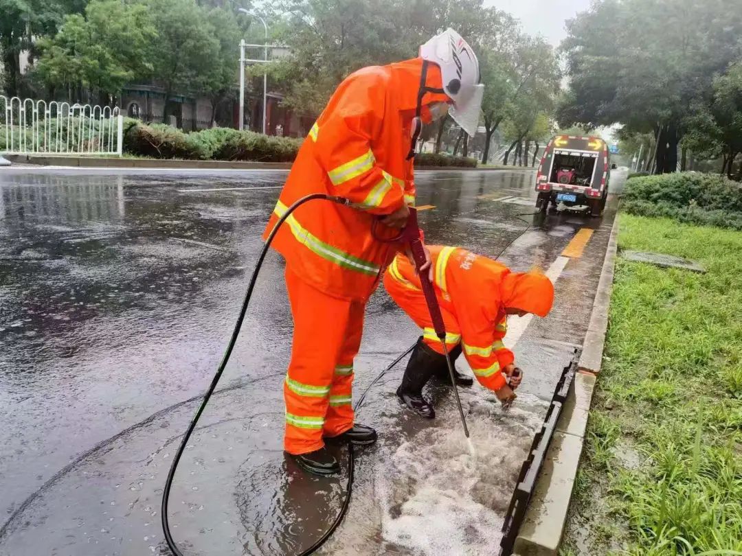 海淀暴雨视频大全集,海淀暴雨直播