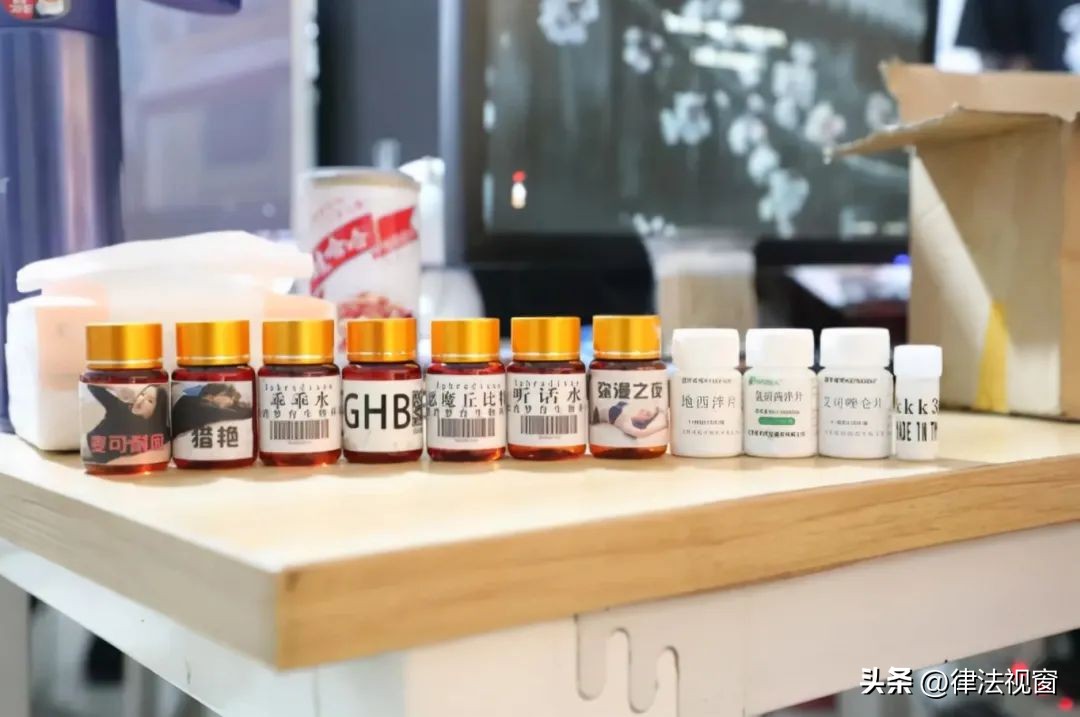 老汉在自家车内迷奸100多名女子，400多部不雅视频被传到网上