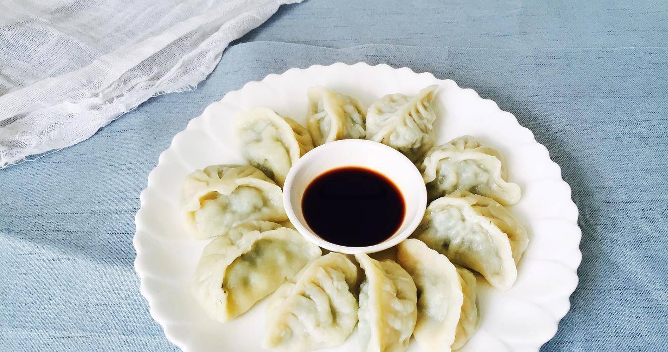 简单又营养的鸡蛋水饺,好吃的韭菜鸡蛋水饺来了