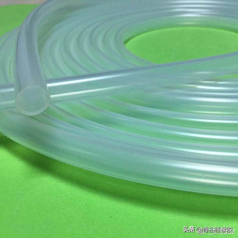 硅胶制品上发霉要怎么处理,硅胶材质发霉了起黑点怎么处理