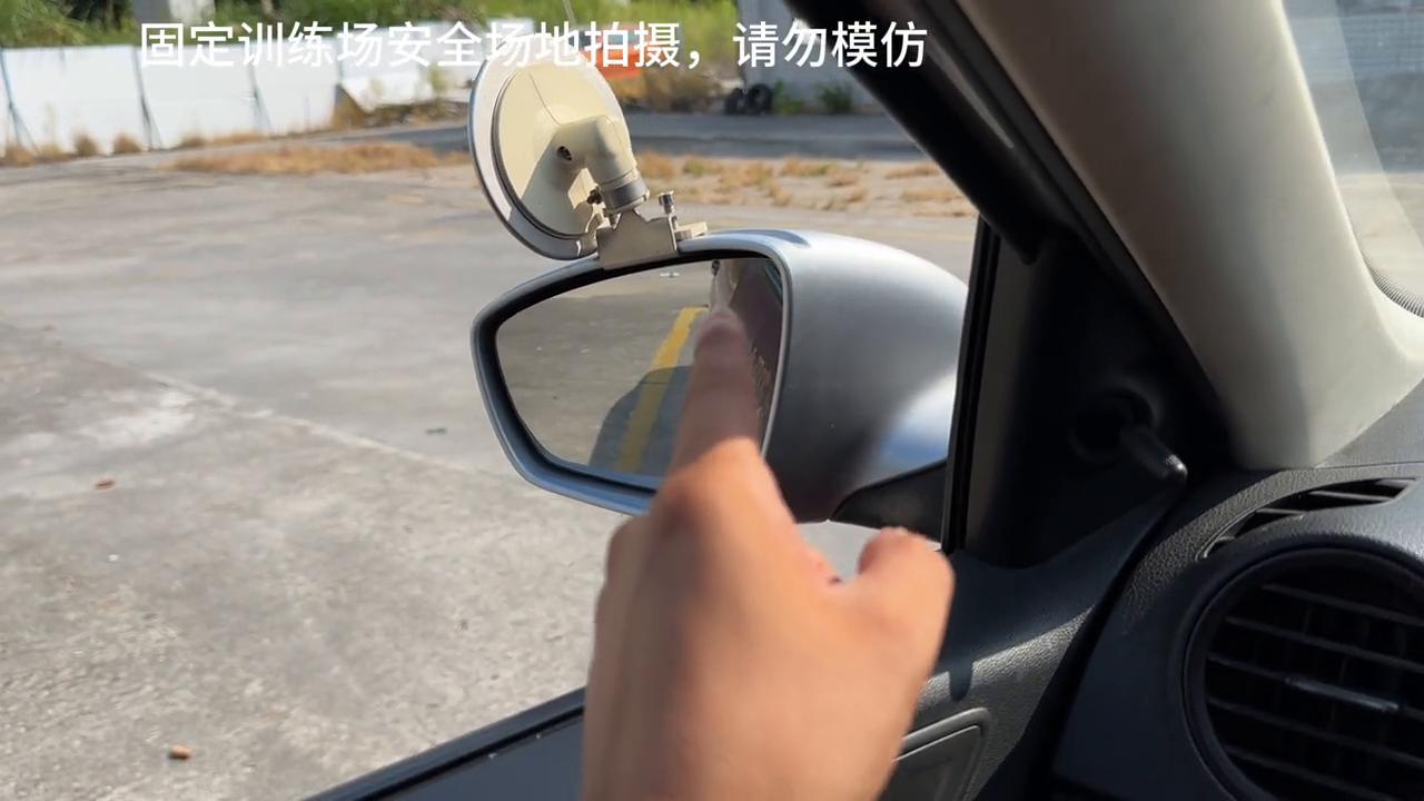 科目二倒车入库如何不中途停车,科目二倒车入库怎么定点停车