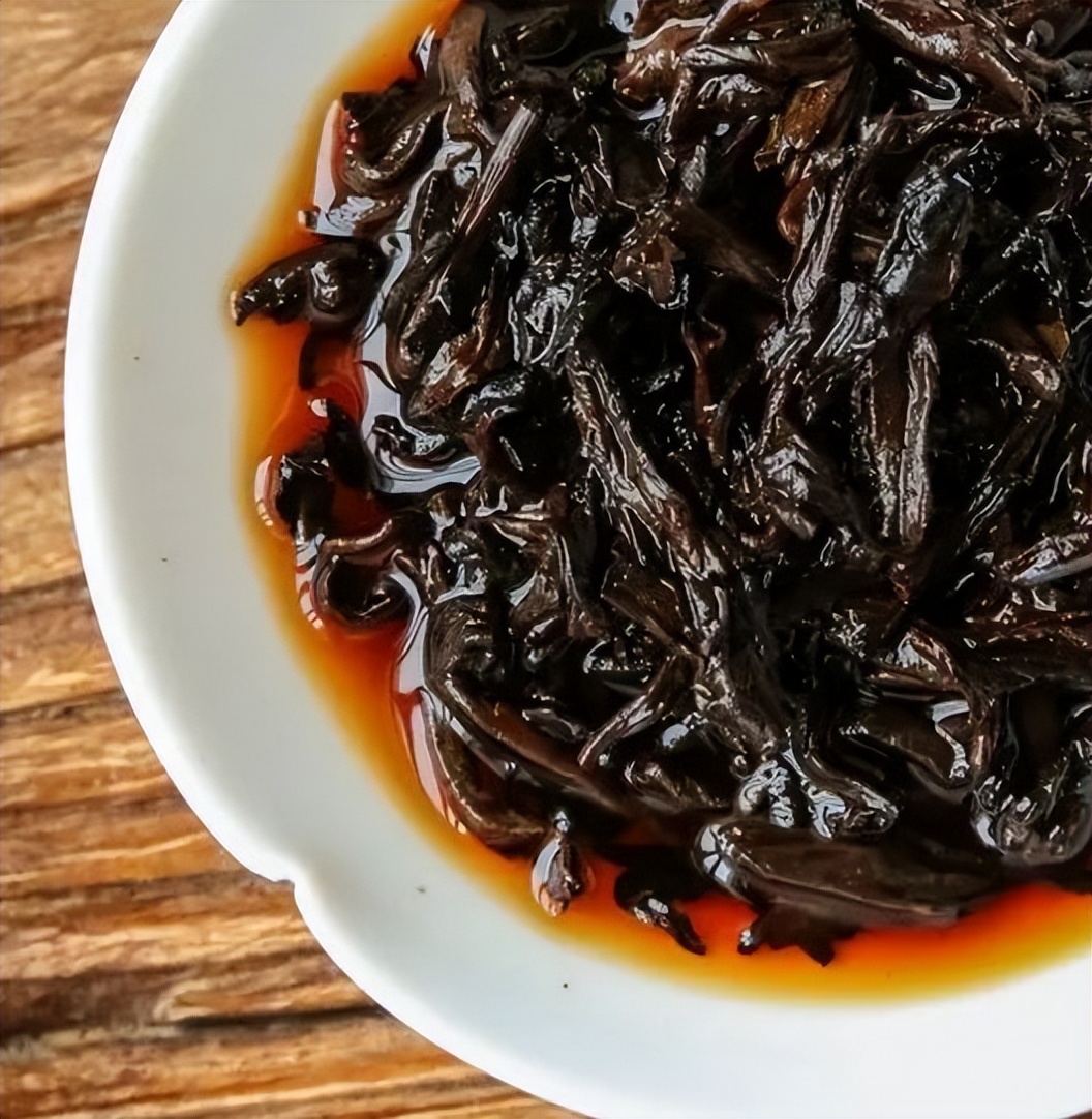 布朗山乔木饼茶熟茶,布朗山熟茶357g饼茶