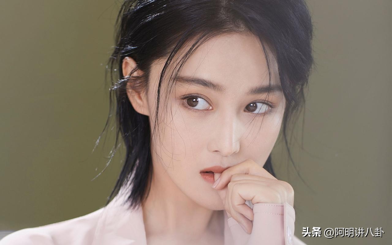 中国足球的身材,中国足球宝贝最靓丽