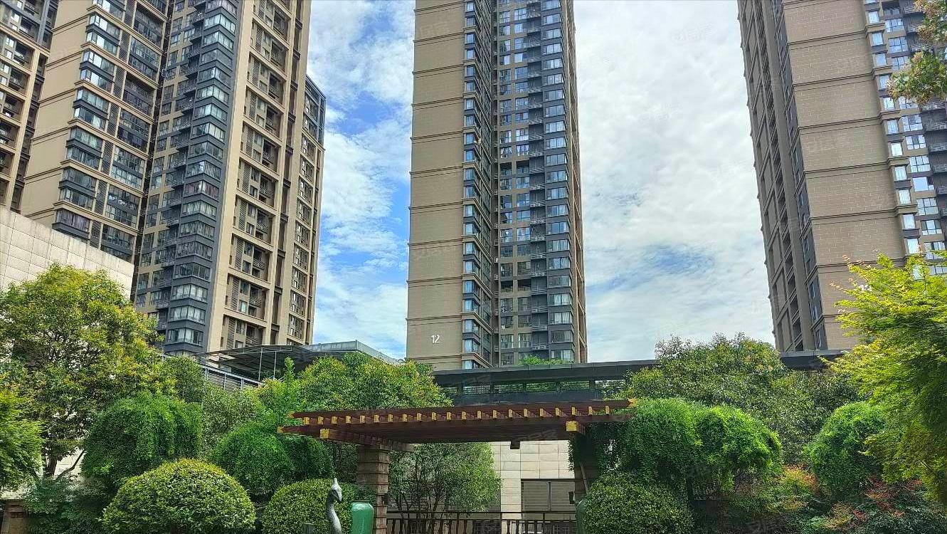 你了解物业管理工作吗,你了解过物业吗怎么回答