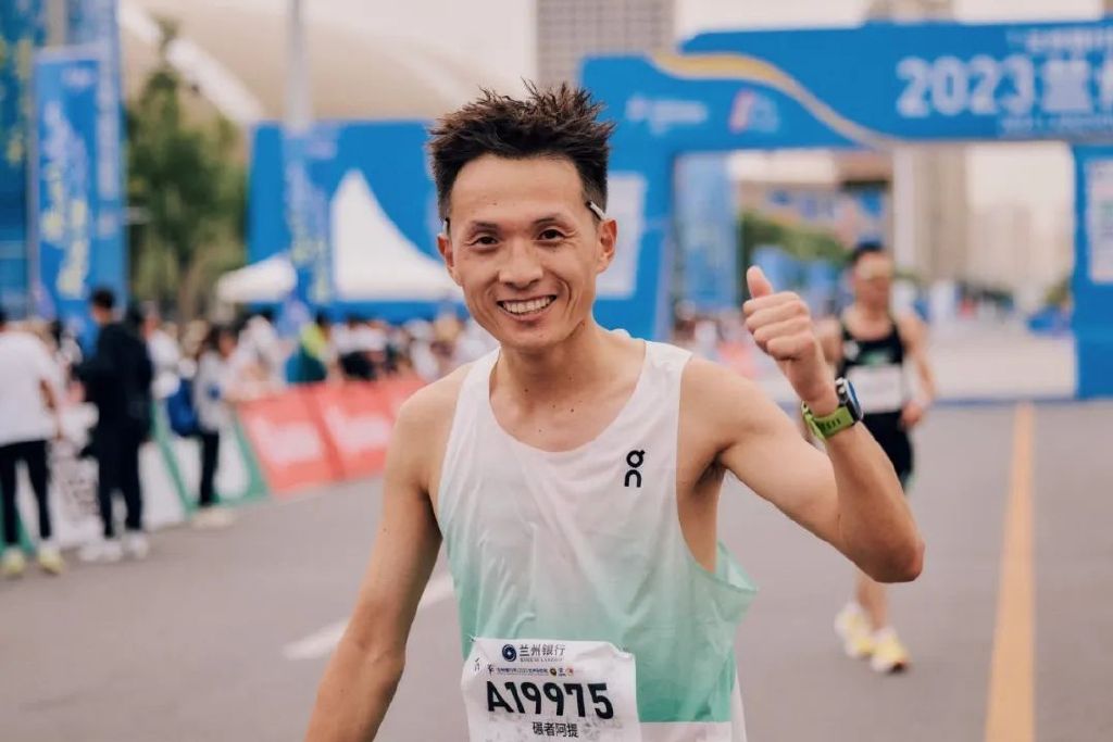 兰马全马男女赛会纪录,兰马破赛会纪录多少钱