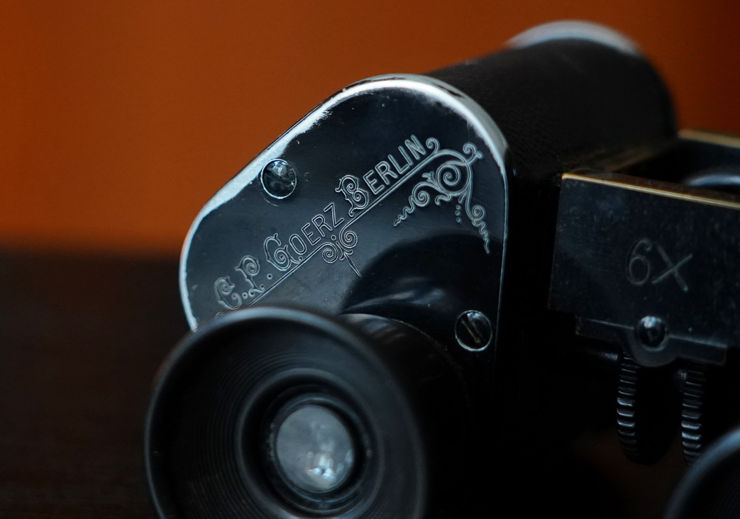 收藏经典望远镜 (古典棱镜望远镜)