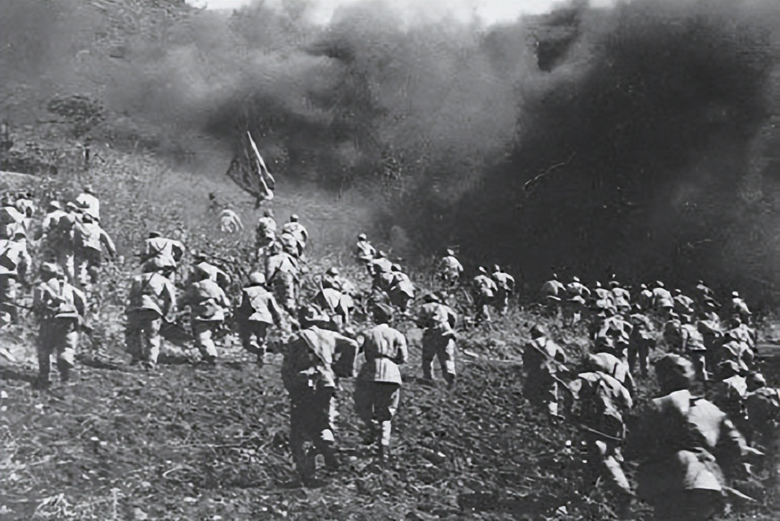 工事被美军摧毁了怎么办？志愿军班长忽然间灵光一闪：先不要修了