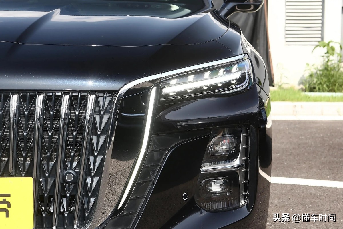 了解一下最新款的红旗h5,2.0th5红旗