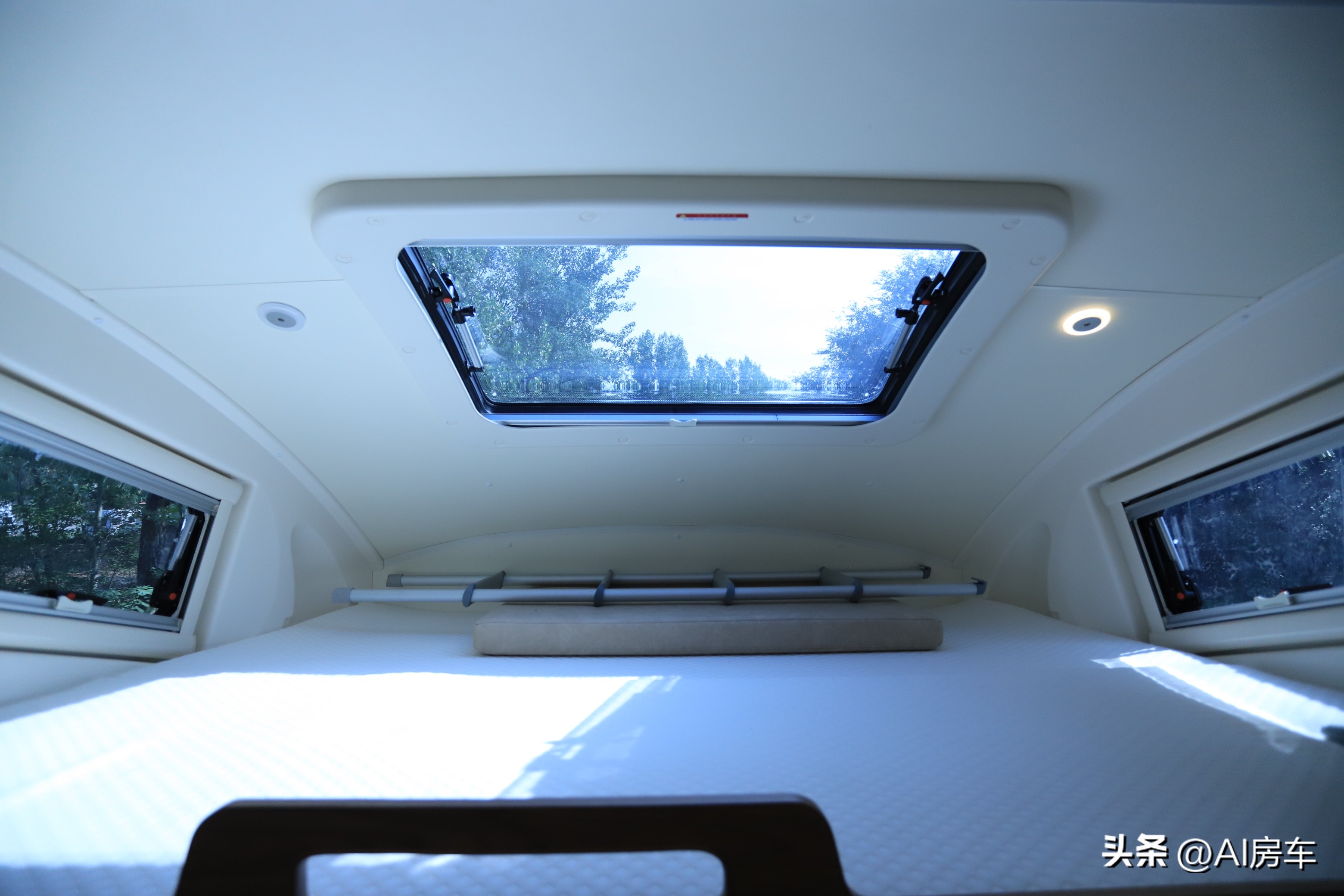 7人房车,可以满足日常通勤的七座房车