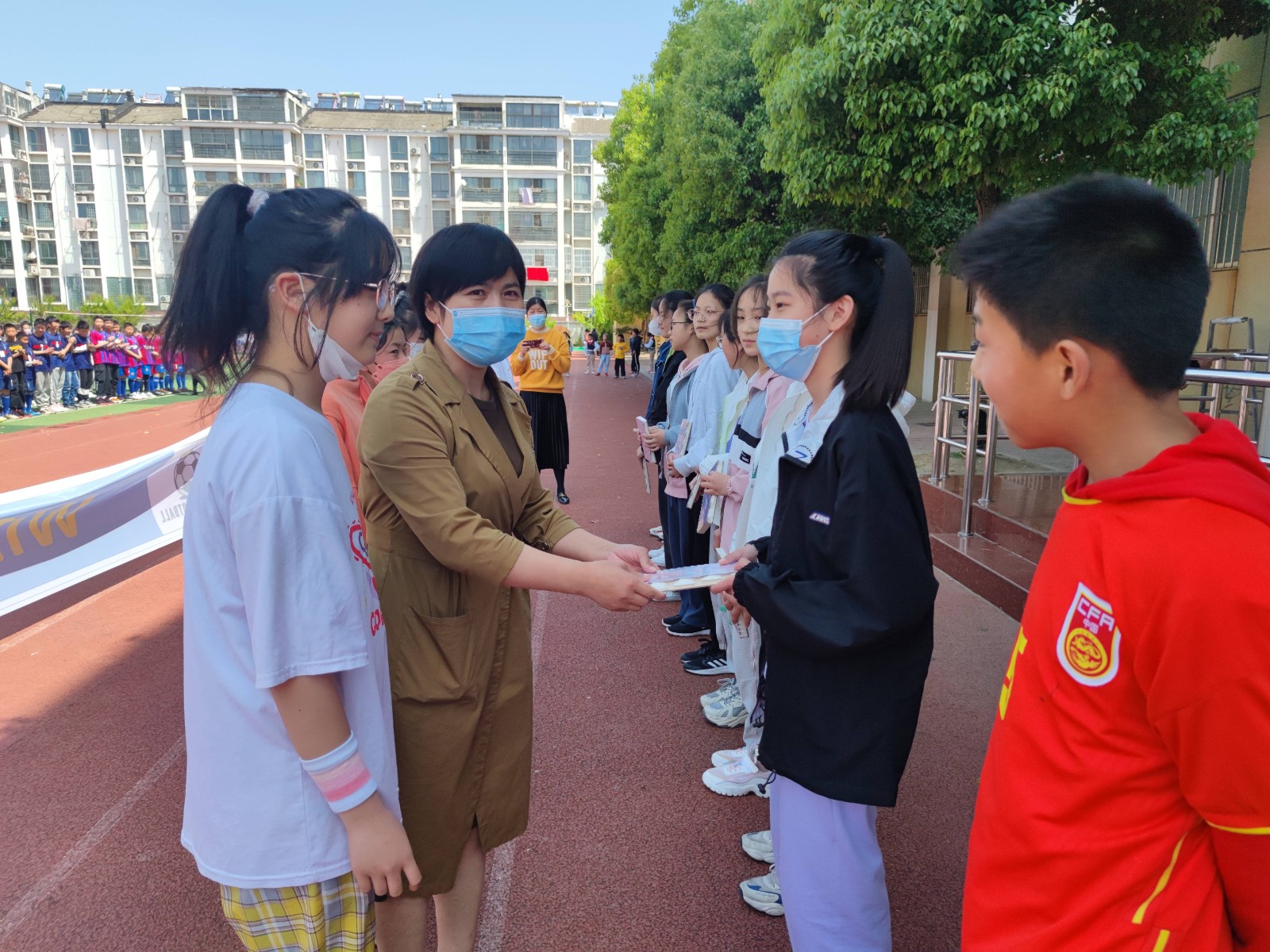 江苏省泗洪县人民路小学足球比赛,旗长杯足球比赛实验小学