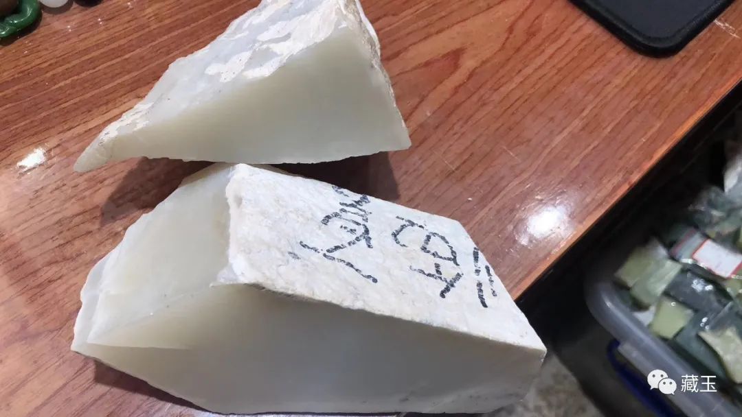 青海料和新疆籽料的区别图片,像青海料一样的籽料