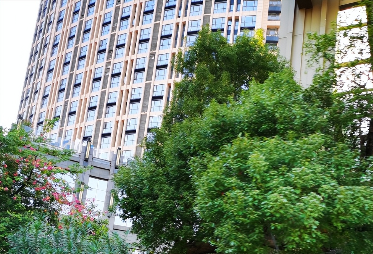 恒信地产品质与服务,恒信地产让建筑诠释理想生活