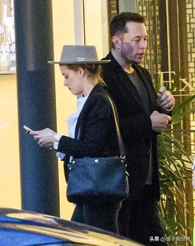 马斯克爱艾梅柏吗,马斯克有多爱艾梅柏