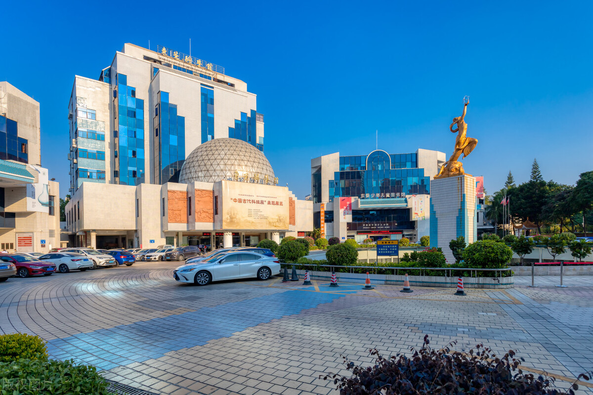 中国12个袖珍县级市,中国唯一不设区的地级市