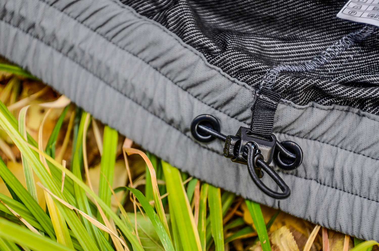 冷风、湿热、油污、真菌统统被吸走：单导黑洞夹克