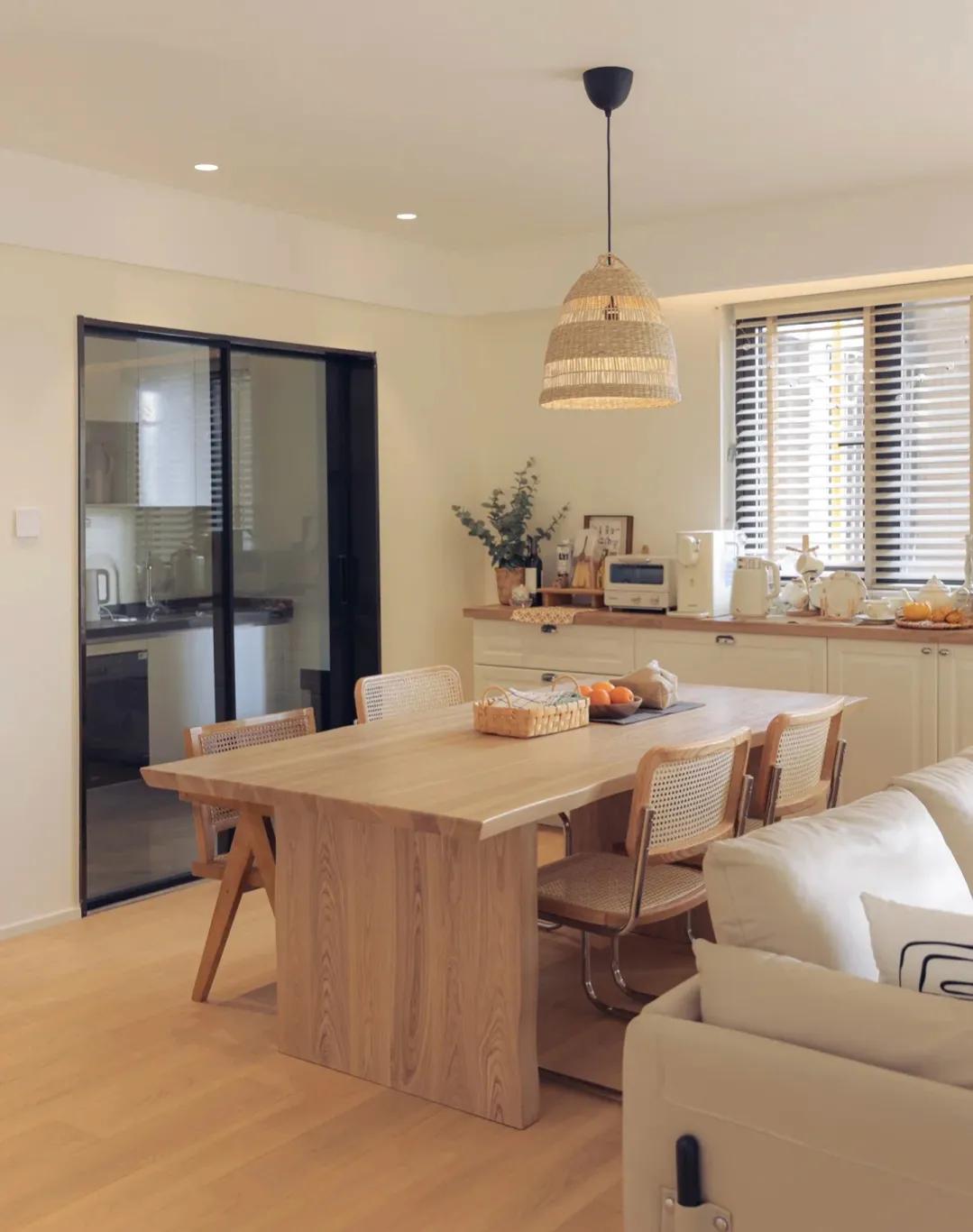 女子晒自家装修让人哭笑不得,女子晒出装修了一半的房子