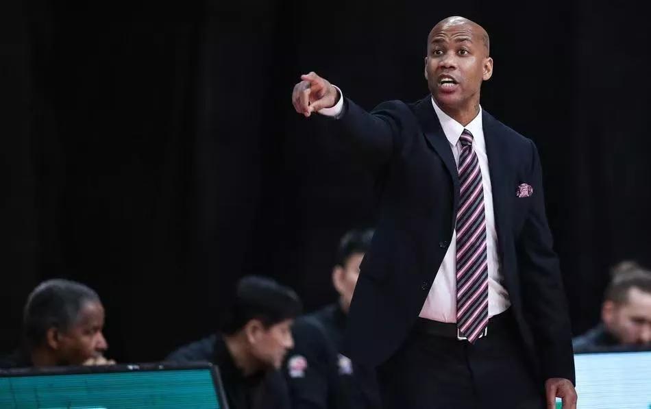 cba漫画人物,cba12号球衣的代表人物