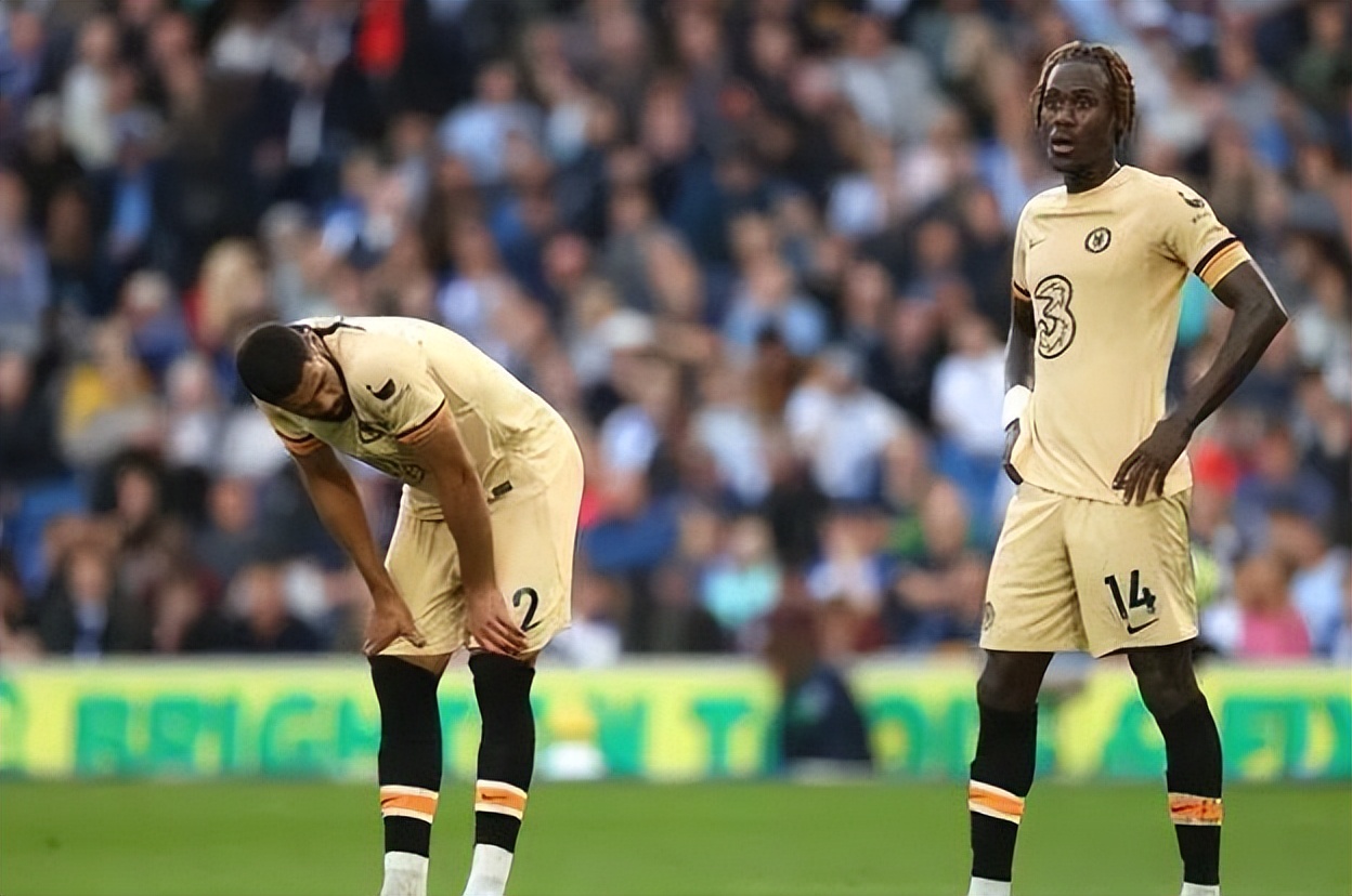 切尔西连夺3冠阵容分析,切尔西一胜难求从争冠变为保三