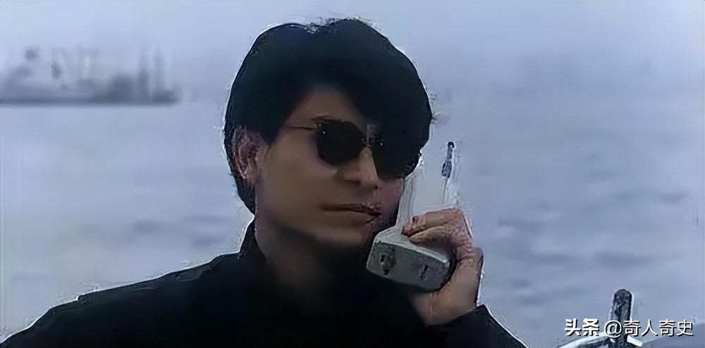 中国第一个使用手机的人，当年花了2万元，手机号与如今大不相同