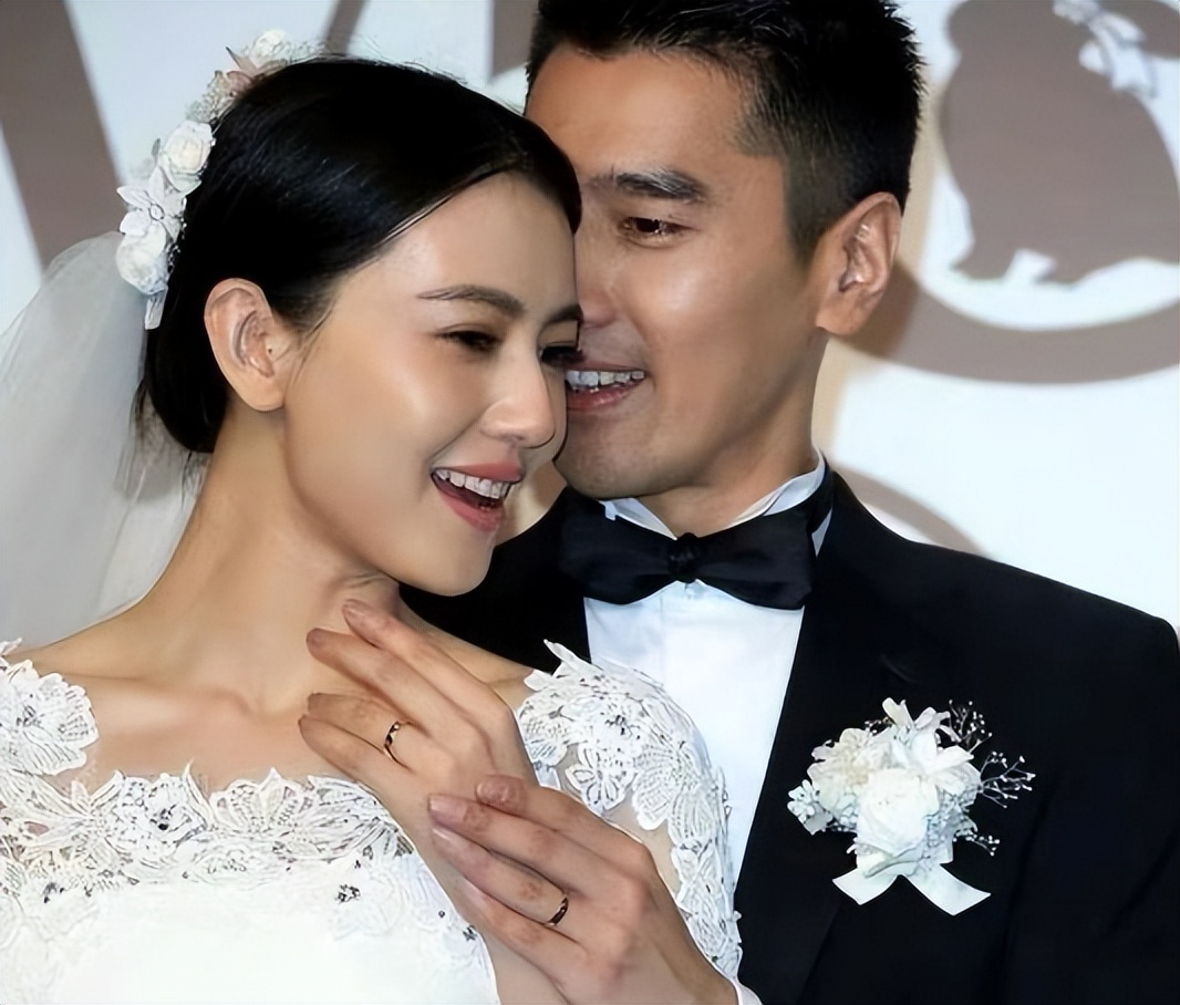 国民女神高圆圆:插足袁泉感情,王一博背后金主,屡被公公刁难