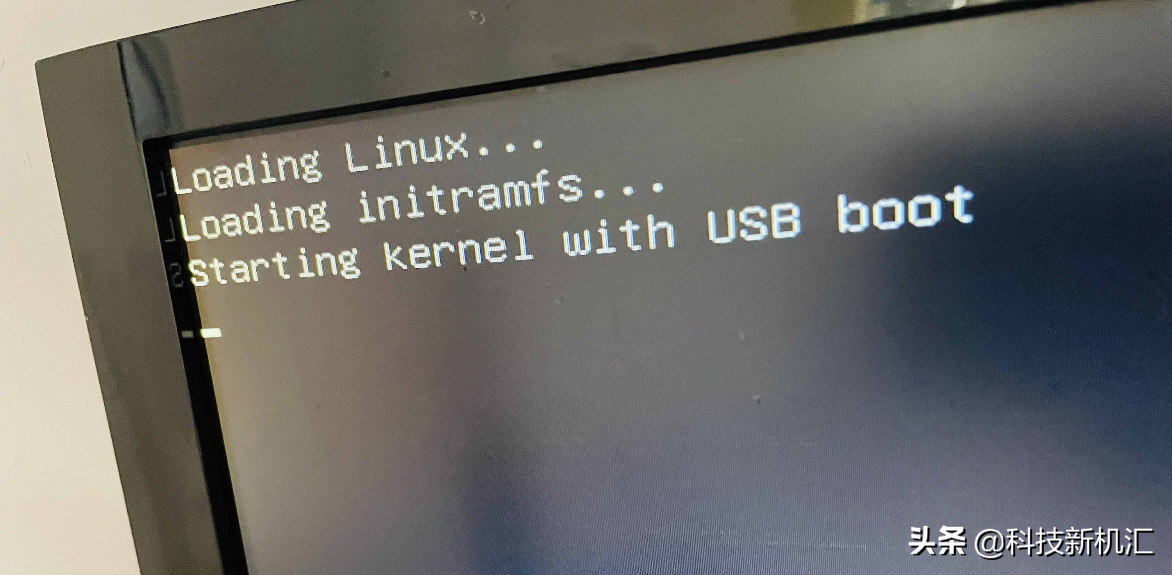 从存储*放播**到远程访问,聊聊我的黑群DSM7.0瞎玩日常