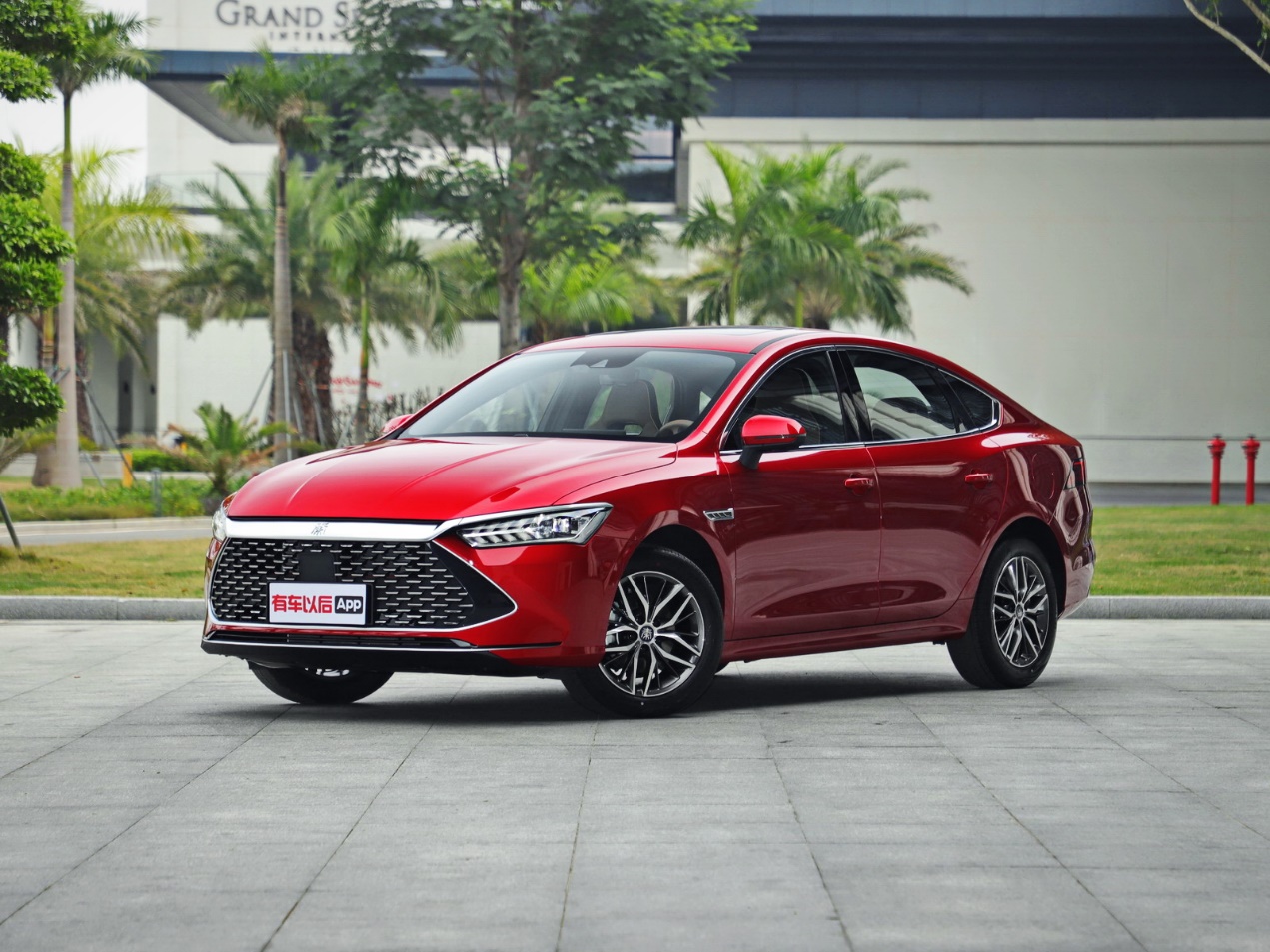 比亚迪新能源汽车1-10月逐月销量,2019年比亚迪新能源汽车销量情况