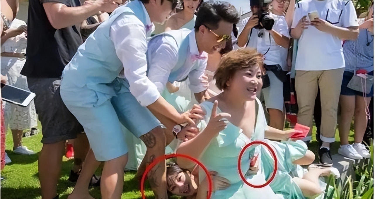 摸腿、陪酒、绝育、自杀，娱乐圈的*规则潜**，“毁”了多少女孩？