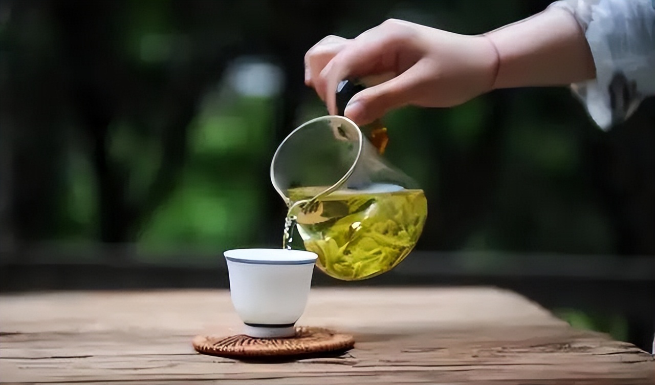 「今日作家」山长水阔‖一杯茶里的春天味道（散文）