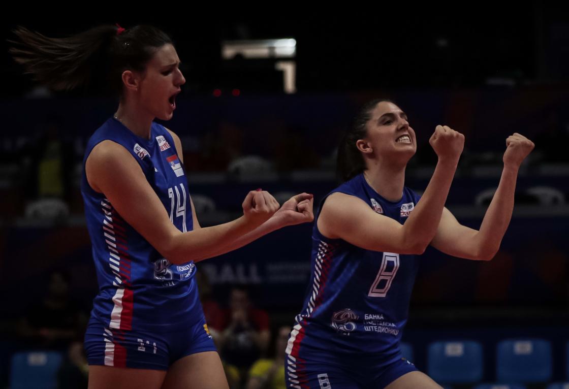 世界女排联赛韩国女排12连败,中国女排世联赛遭遇首败