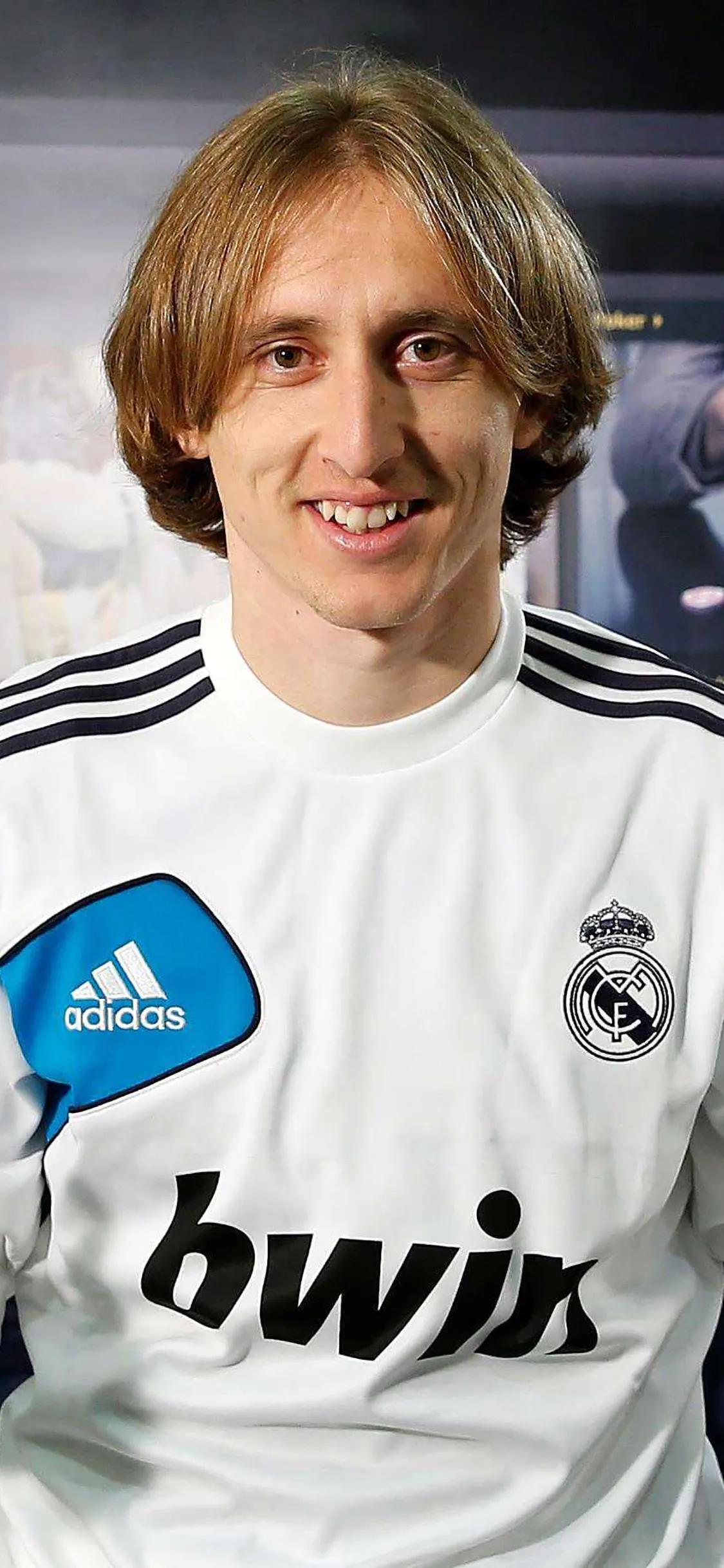 足球壁纸拼接多图,球星壁纸足球