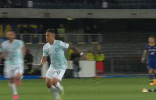 6-0，超级*案惨**！张康阳又狂喜，意甲争四全乱了：第4至第7只差3分