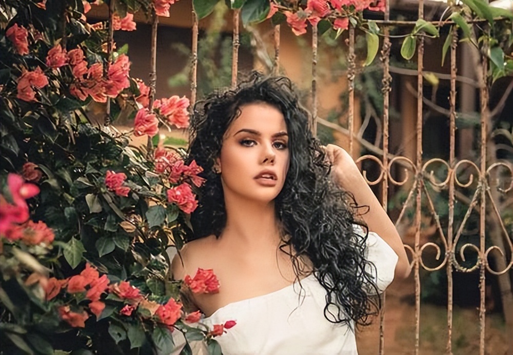 男人最让女人痴迷的四种类型,男人最容易动心