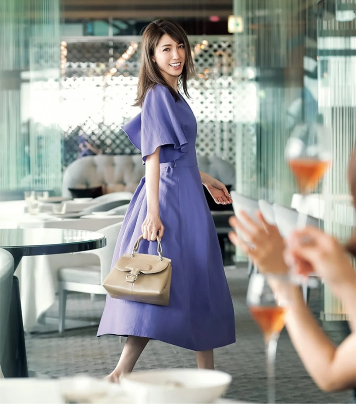 40岁女人穿什么裙子合适,女人40岁穿的裙子