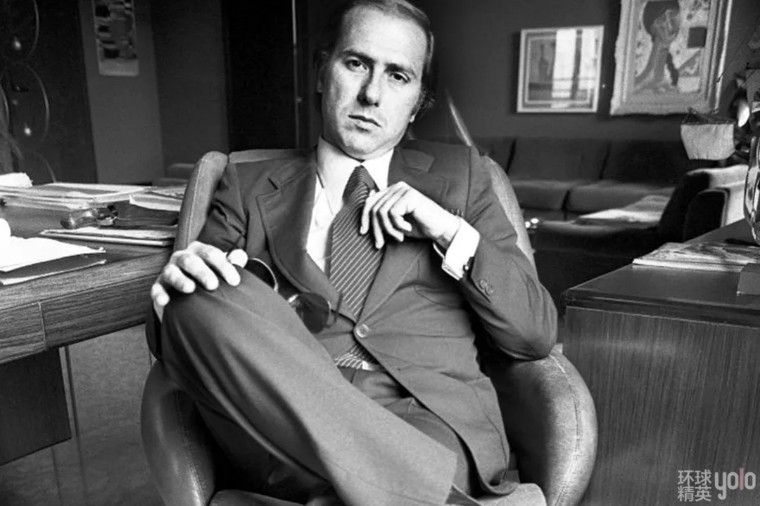 千面总理、商业巨鳄、丑闻缠身……贝卢斯科尼的传奇人生