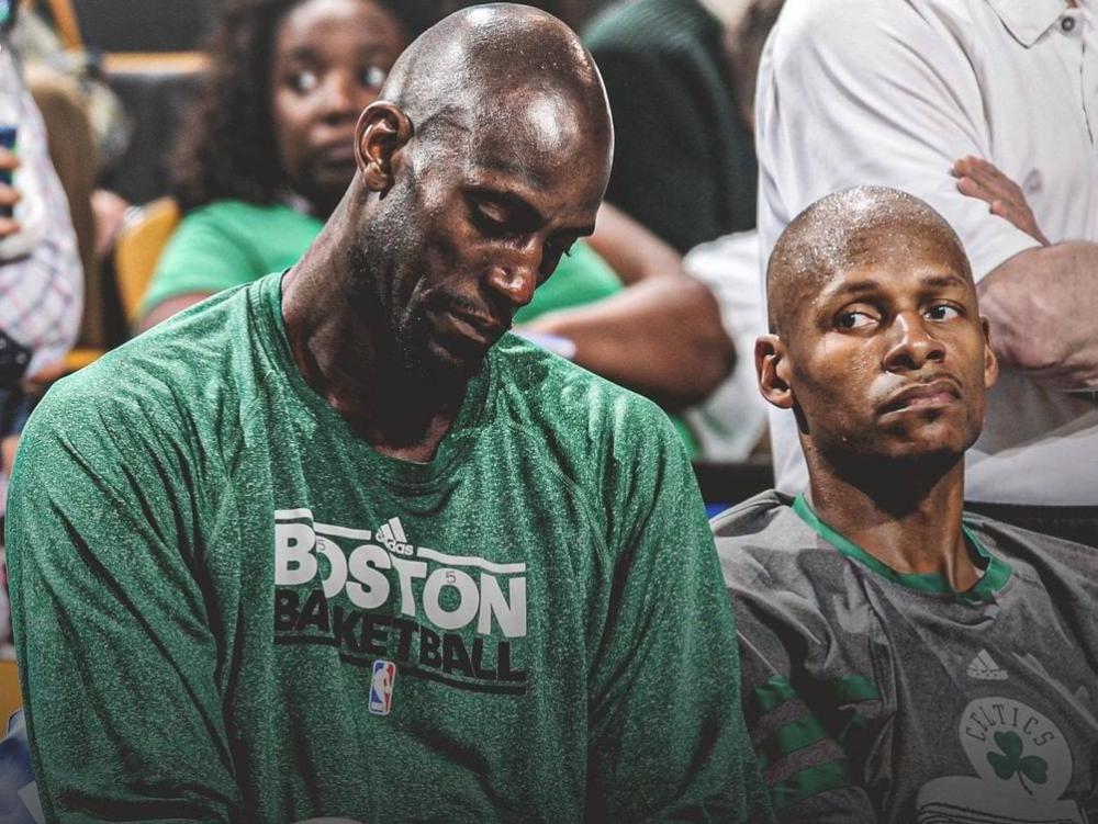 乔治麦肯为什么没有退役球衣,为什么现在才退役乔治麦肯球衣