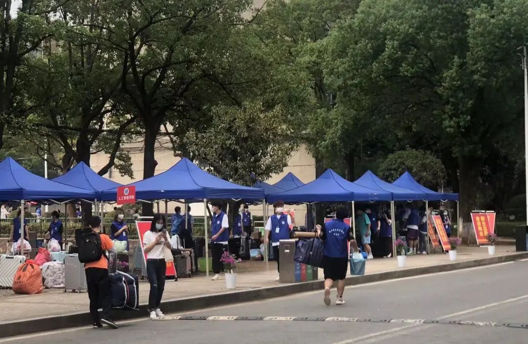 2022级“小萌新”~湖南科技职业学院欢迎你