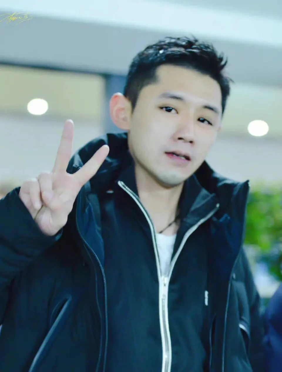 粉丝甩卖张继科周边,大量张继科周边被粉丝甩卖