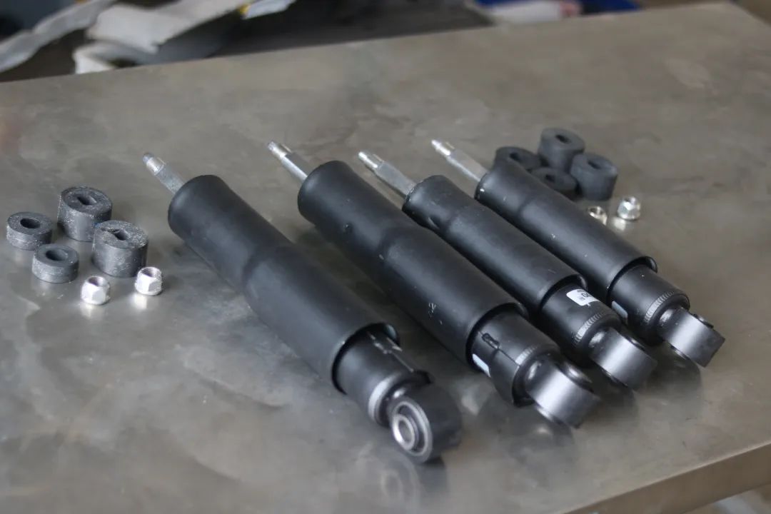 陆巡lc100中控台翻新视频,陆巡lc100内饰翻新