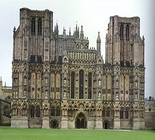 中世纪四种建筑样式和特点,中世纪罗曼风格建筑特点