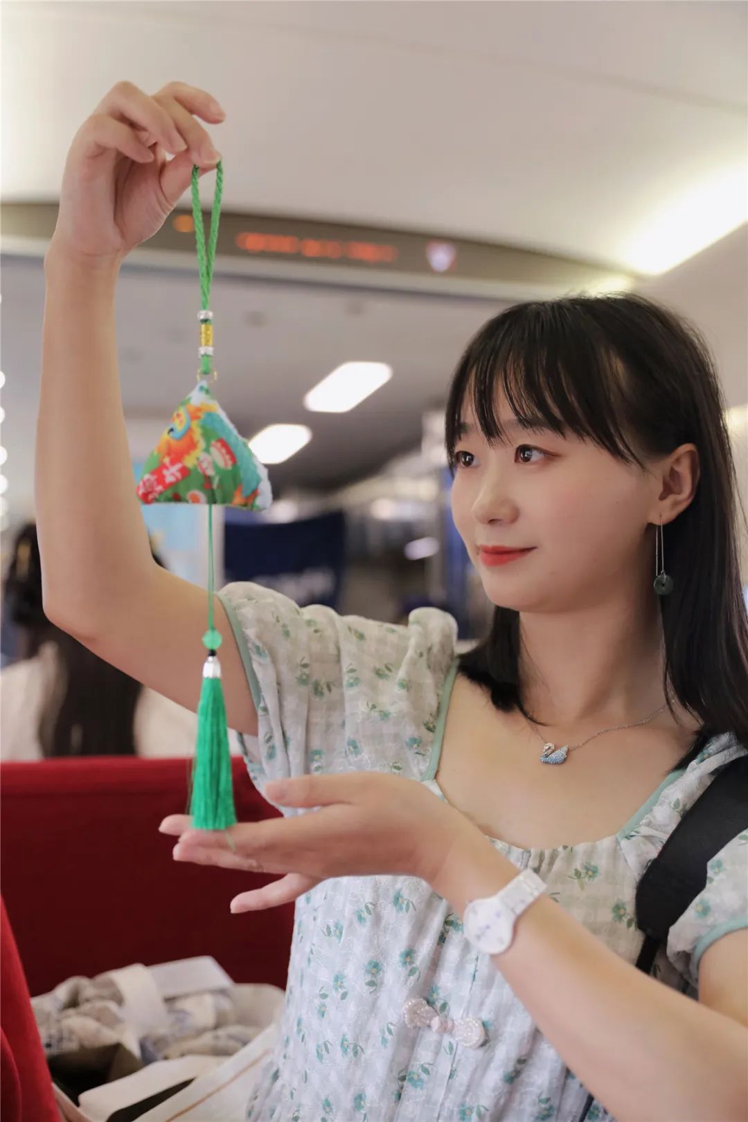 动车上的沉浸式端午诗会，你遇到了吗？