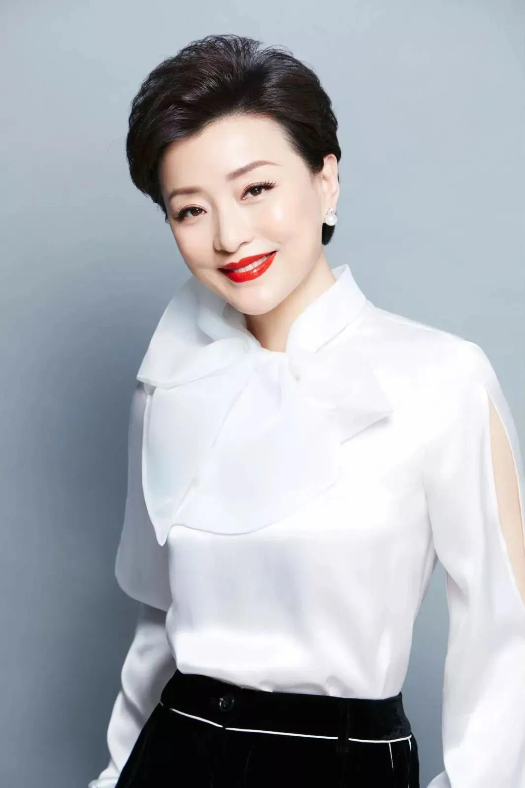 杨澜在美国的真实情况,杨澜说自己的家庭状况