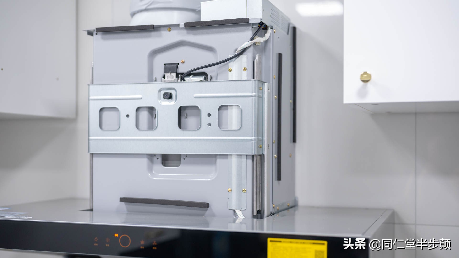 智能油烟机自动调节吸力,智能吸油烟机调节默认风速