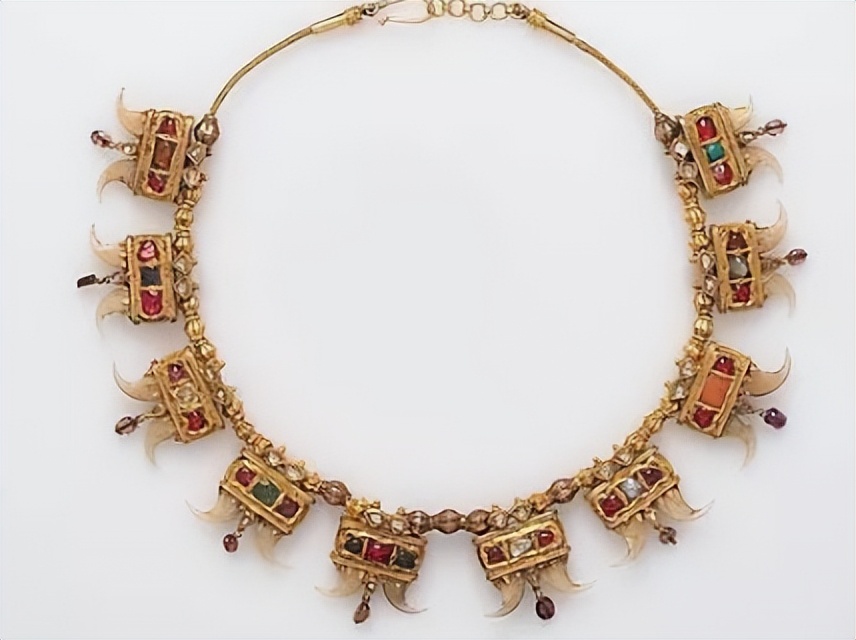 用黄金打造各种艺术,用黄金打造工艺品