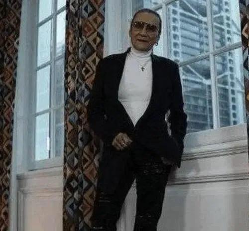 谢贤送谢霆锋豪宅视频,谢贤给张柏芝送别墅