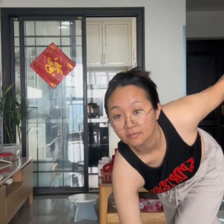 这套燃脂操每天5-10遍，谁跳谁掉称?视频后面有惊喜?#美背